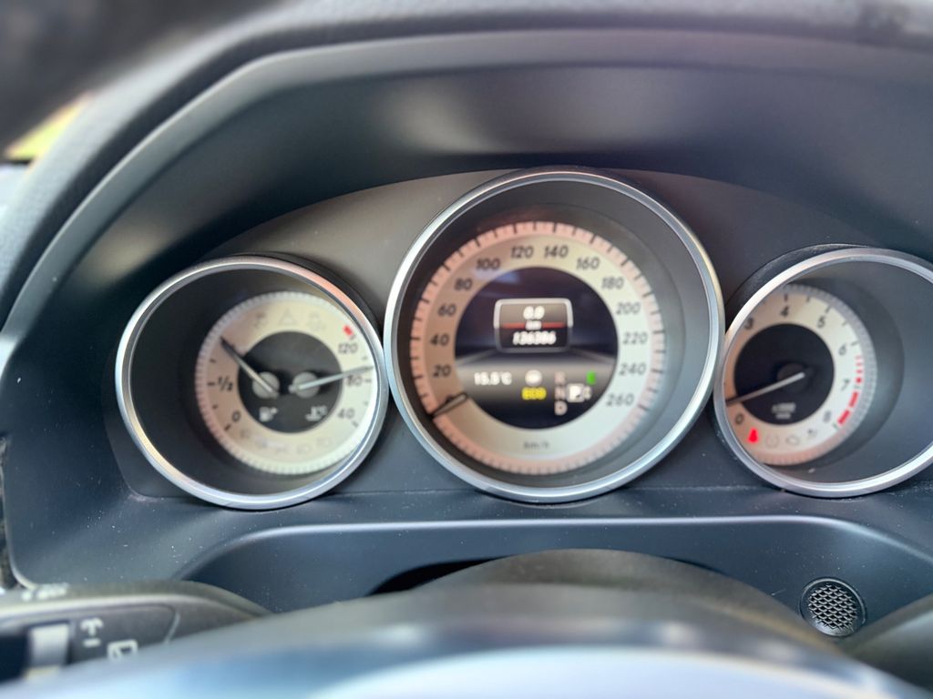 MERCEDES-BENZ E200 T CGI/AMG-PAKET/DISTR+/ILS/NIGHT PAKET MERCEDES-BENZ E200 T CGI/AMG-PAKET/DISTR+/ILS/NIGHT PAKET