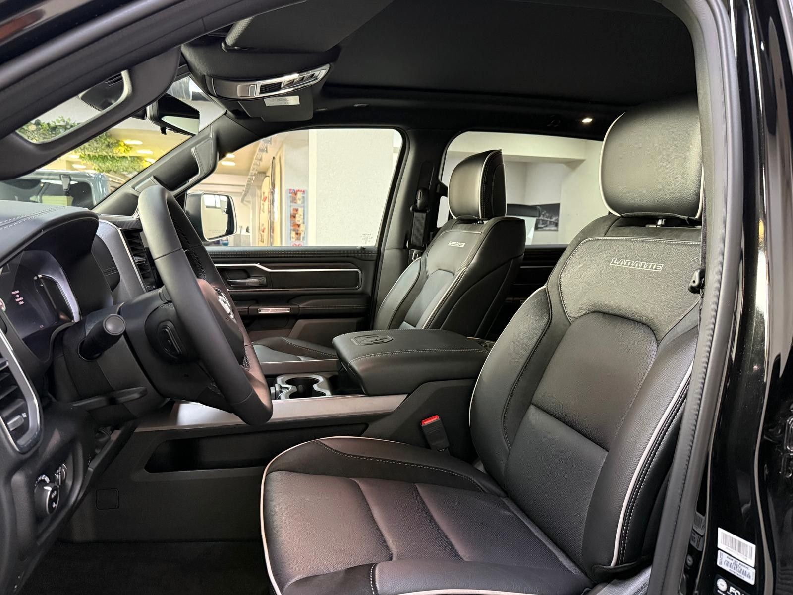 Fahrzeugabbildung Dodge RAM LARAMIE HURRICANE 3.0L-