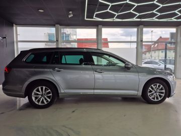 Volkswagen Passat Variant - 4
