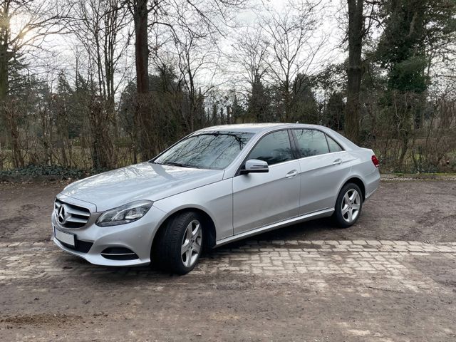 MERCEDES-BENZ E 200 AVANTGARDE Autom. AVANTGARDE