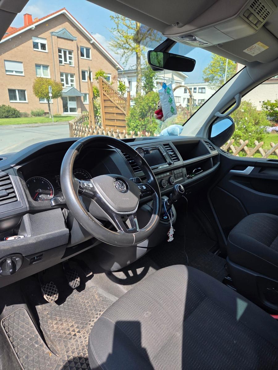 Volkswagen VW T6 Caravelle 2.0 Neuer Motor Comfortline LR 