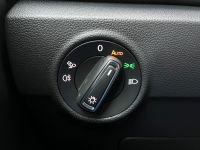 VW T-Roc 1.5 TSI DSG R-Line SHZ NAV AHK KAM 5JGAR bei Autohaus Landmann & Maier OHG