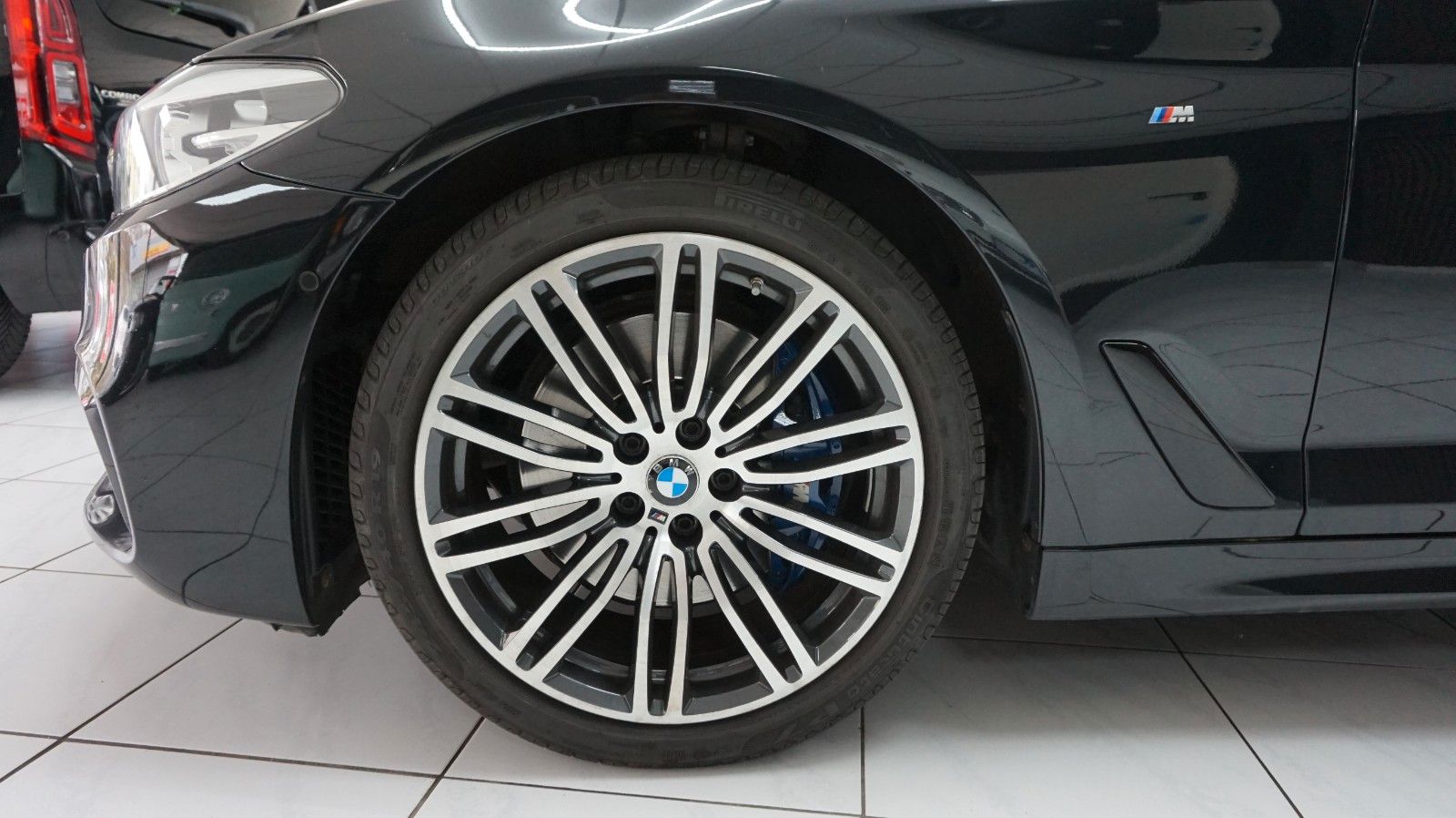 Fahrzeugabbildung BMW 5 Limousine 530 d M Sport Scheckheft gepflegt