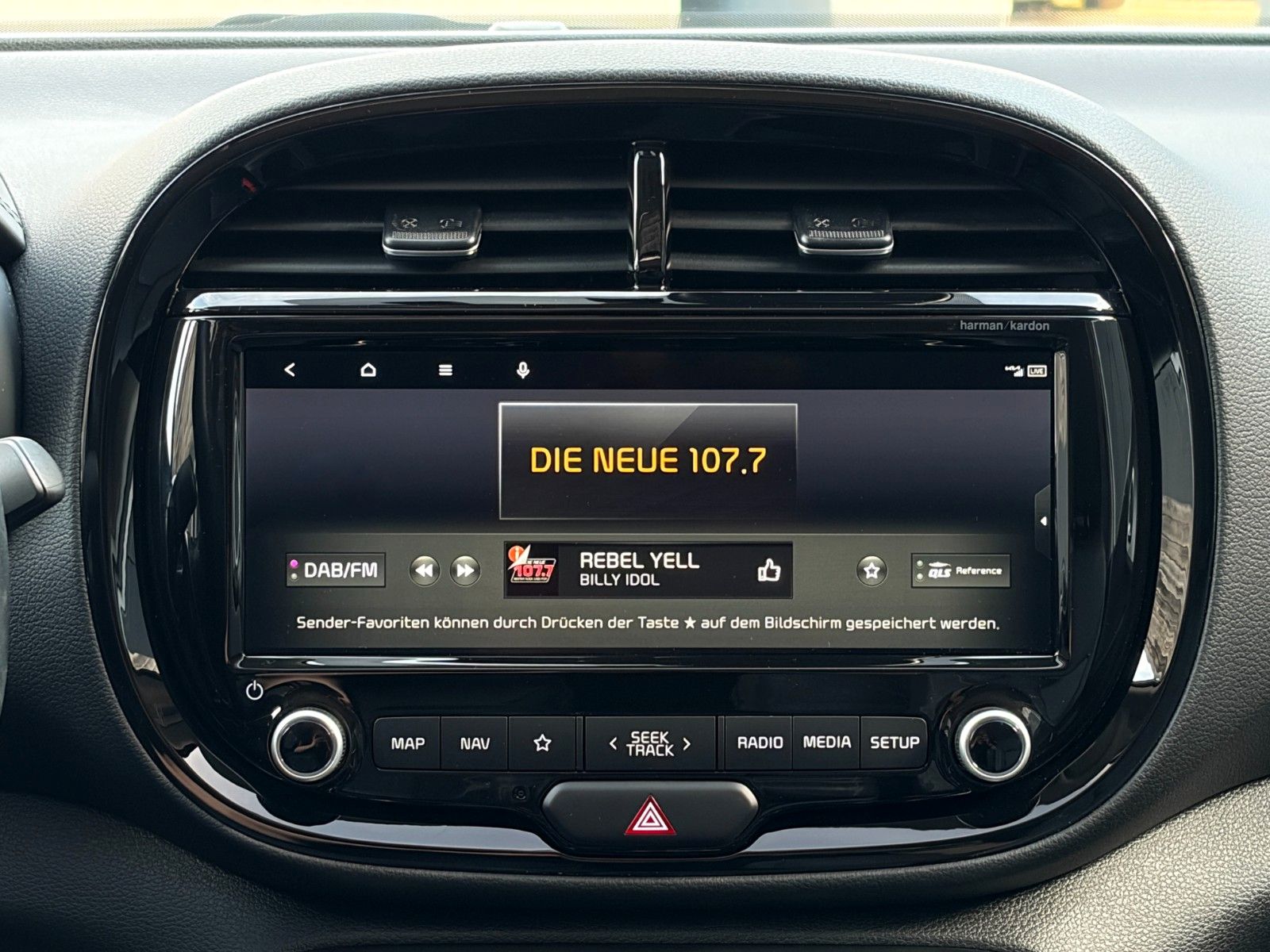 Fahrzeugabbildung Kia e-Soul Spirit 64kW ACC H&K NAV CAM Wärmepumpe