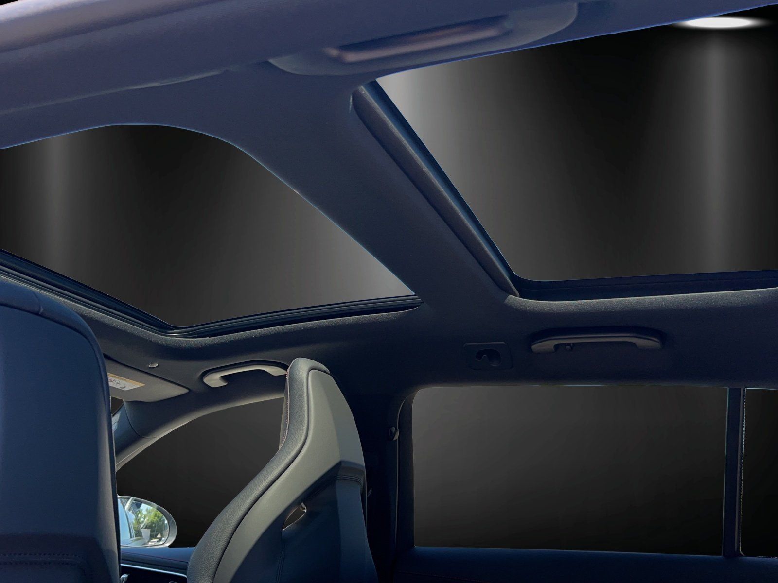 Fahrzeugabbildung Mercedes-Benz Mercedes-AMG C 43 4M T Pano DISTRO Burme Drivers