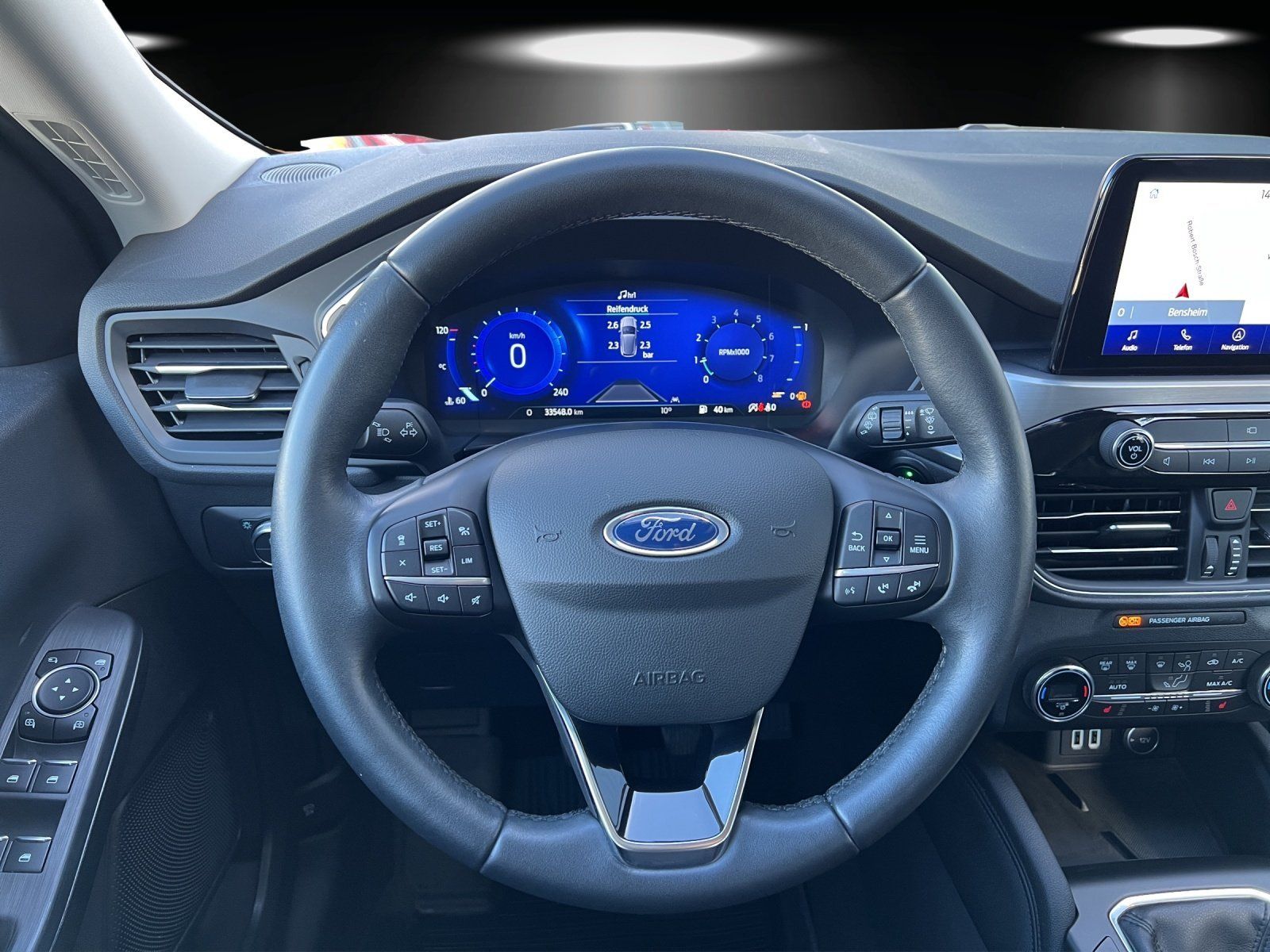 Fahrzeugabbildung Ford Kuga 1.5 EcoBoost Titanium Start/Stopp