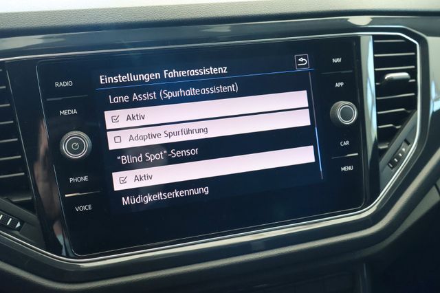 Volkswagen T-Roc Sport Automatik LED ACC Kamera Virtual