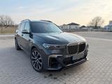 BMW X7 xDrive40i - - BMW X7 von privat