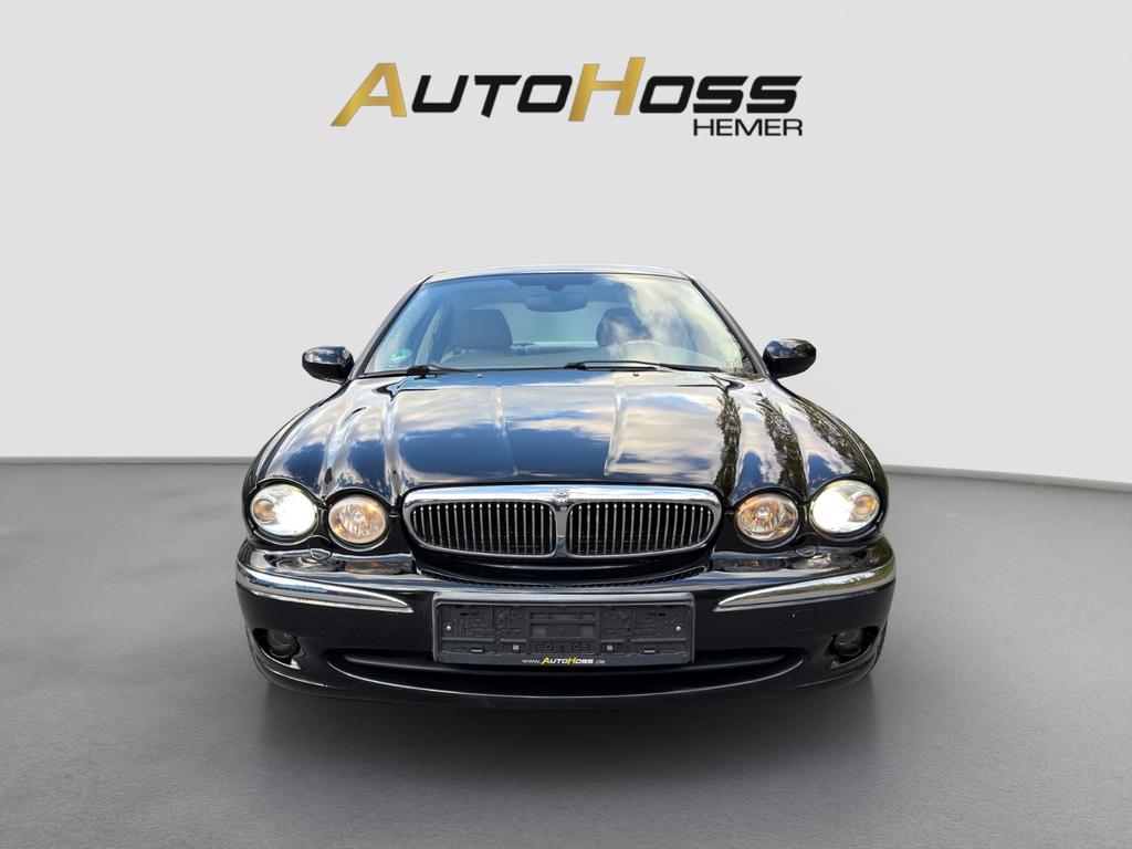 Jaguar X-Type