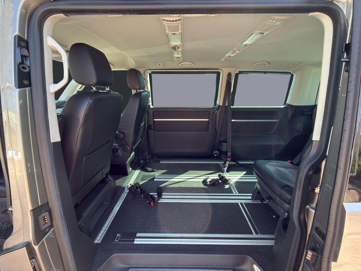 Volkswagen T6 Multivan *Behinderterngerecht Laderampe*