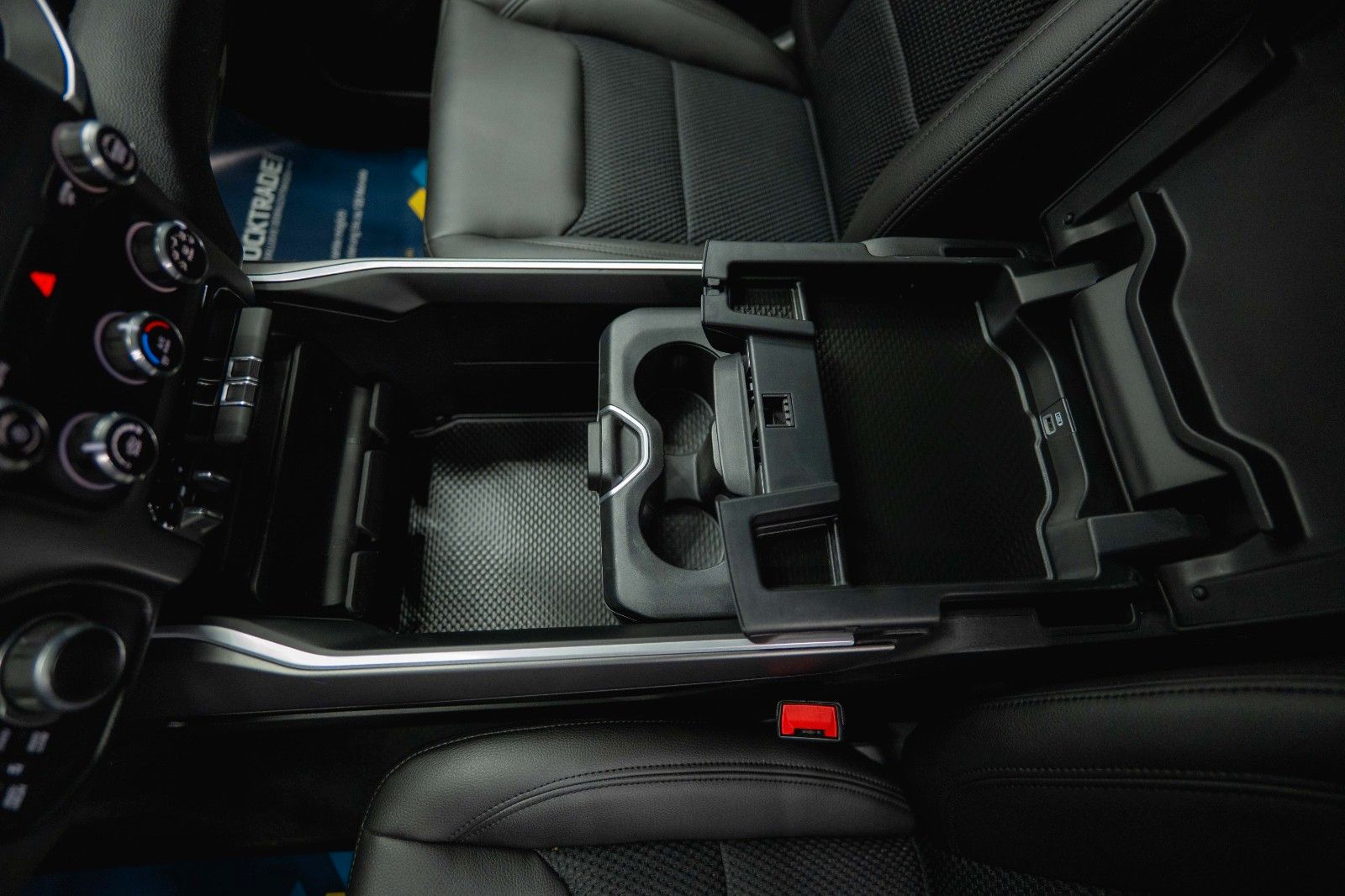 Fahrzeugabbildung Dodge RAM 5.7 V8 HEMI 4x4 BLUE EDITION Offroad LONGBED