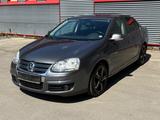 Volkswagen Jetta V United * 1.4 TSI * TÜV NEU * PDC * TEMPO - gebrauchte VW Jetta aus dem Jahr 2009