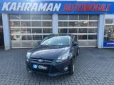 Ford Focus Lim. Titanium - Ford Focus aus 2011: Limousine