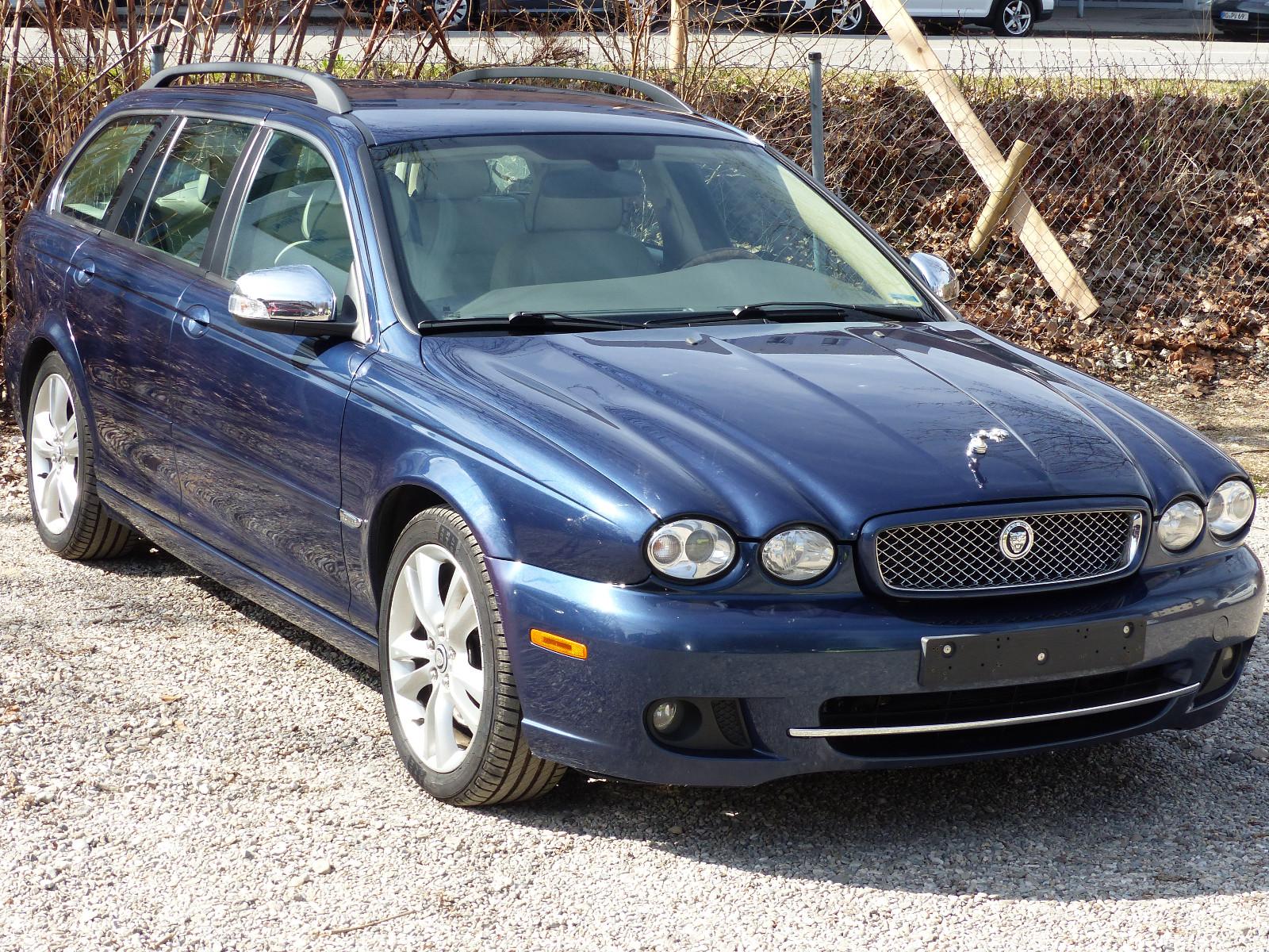 Jaguar X-Type