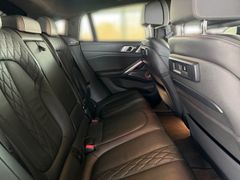 BMW X6 M50 D 22"/Skylounge/B&W/VOLL!!!
