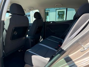 Volkswagen Golf Plus - 10
