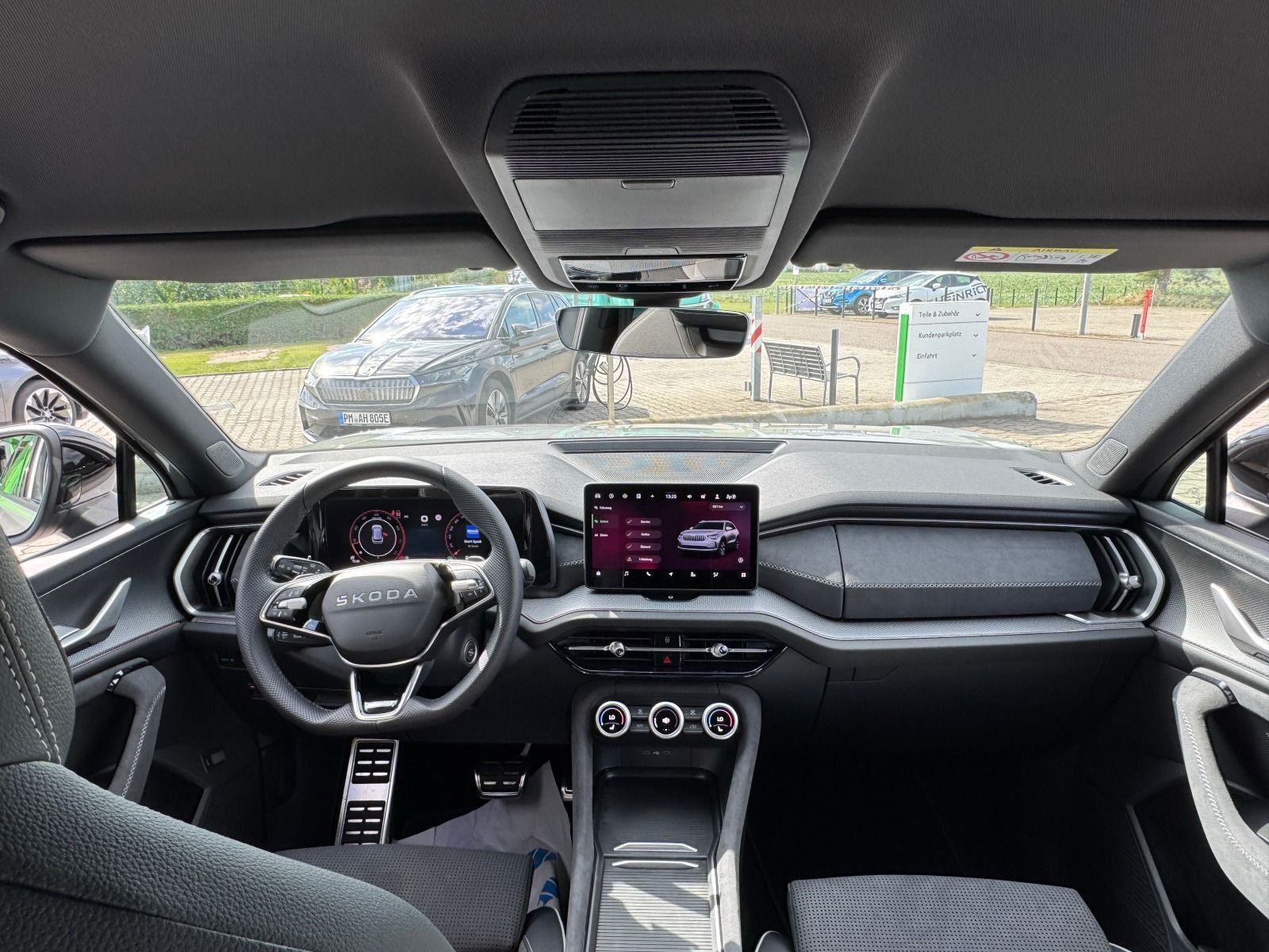 Fahrzeugabbildung SKODA Kodiaq 2.0 TSI Sportline 4x4 DSG*RFK*Matrix*AHK*