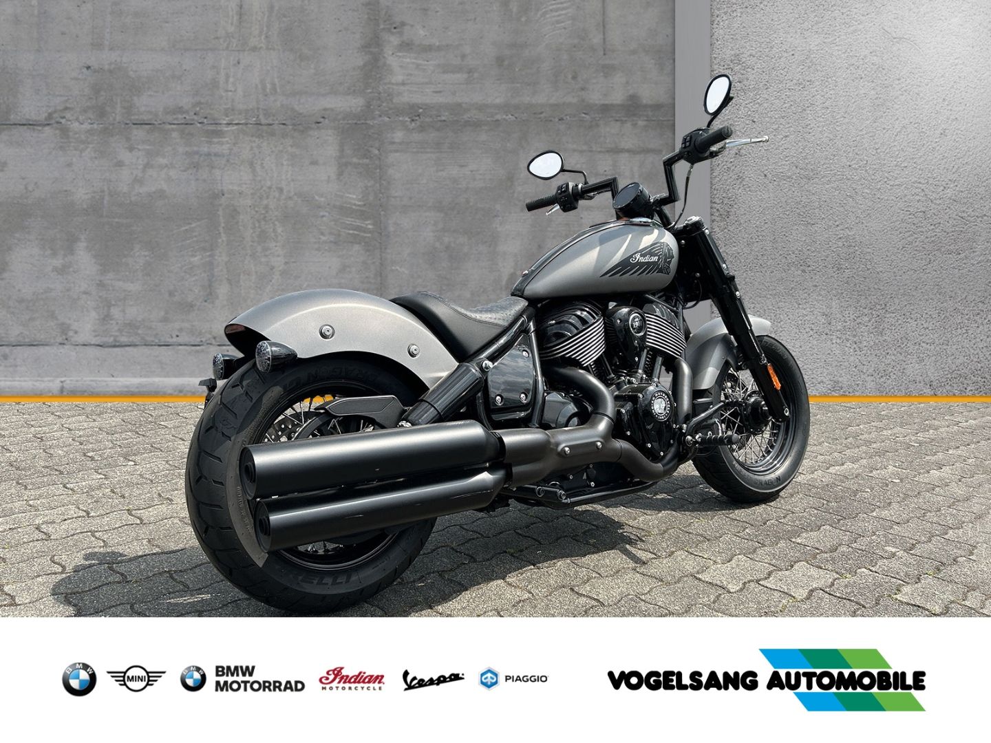 Fahrzeugabbildung Indian Chief Bobber Dark Horse, Blinkerumbau, Lenkerumb