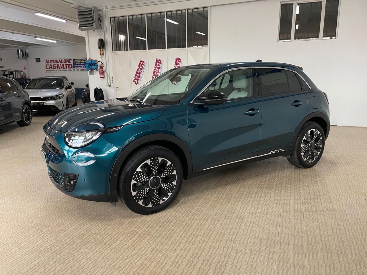 Fiat 600 Hybrid 145cv DCT MHEV La Prima II Km 10