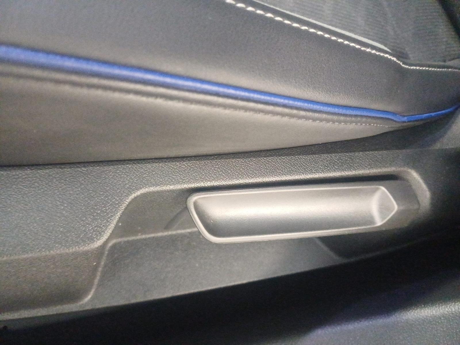 Volkswagen Golf Variant R-Line *SHZ*KAMERA*LED*APP CONNECT*, миниатюра 8