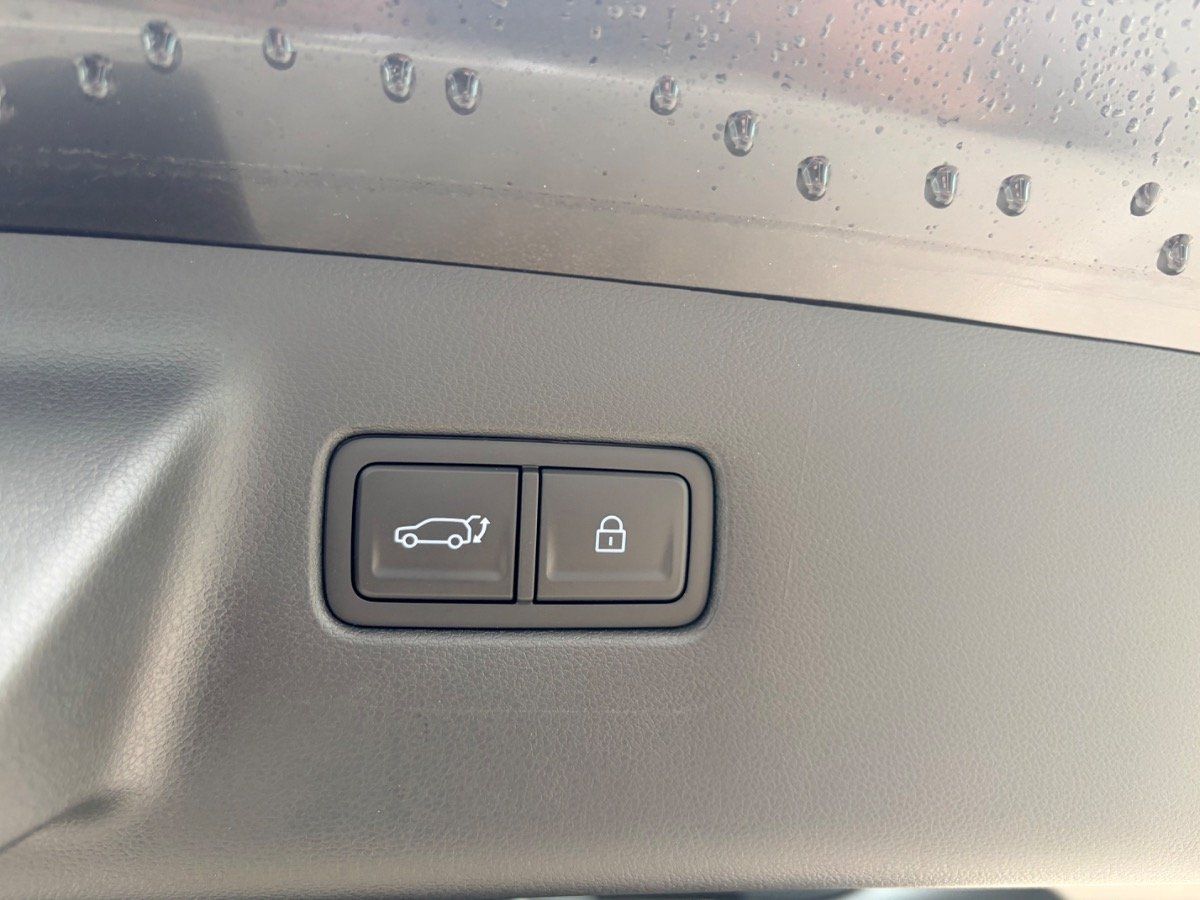 Hyundai SANTA FE - Bild 17