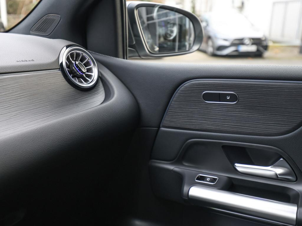 Mercedes-Benz B 180 Progressive Advanced Plus Distr. LED Navi