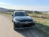 Mercedes-Benz GLC 200 d 4MATIC Autom. - AMG - Mercedes-Benz GLC 200: Von Privat