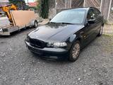 BMW e46 316i Compact schwarz gute Ausstat... - BMW 316: 316g Compact