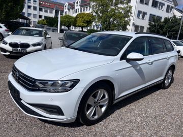 Volkswagen Passat Variant - 1