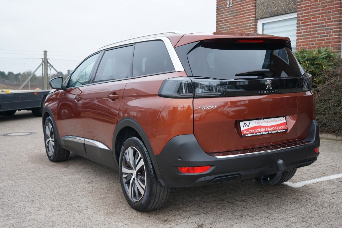 Fahrzeugabbildung Peugeot 5008 Allure Pack*Service Neu*Hu Au Neu*7 Sitzer