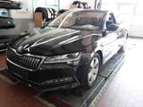Skoda Superb Combi Style iV Matrix/DCC/360/Keyless - Skoda Superb mit Hybrid-Antrieb