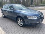 Audi A6 Avant 2.7 TDI quattro Automatik - Audi A6 aus 2005: Kombi