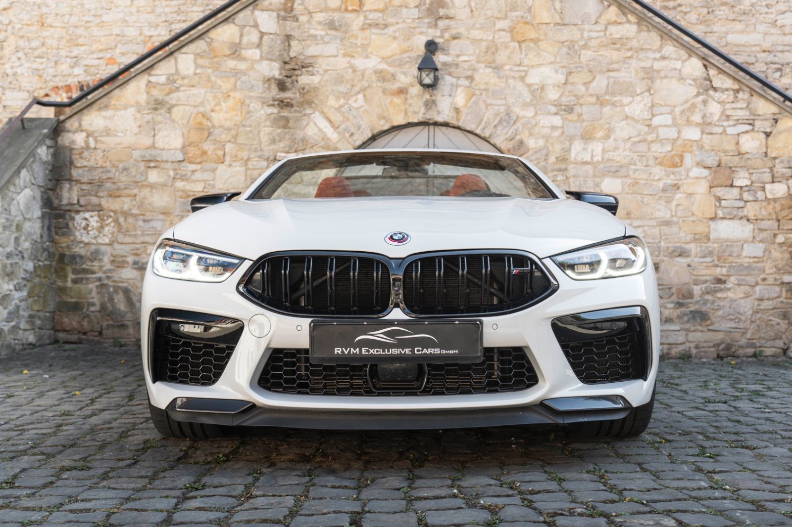 Fahrzeugabbildung BMW M8 Cabrio Competition LASER B&W ACC 3D SOFTCLOSE