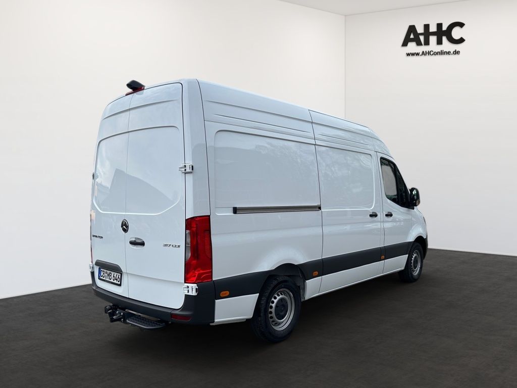 Fahrzeugabbildung Mercedes-Benz Sprinter 317 CDI Kasten BASE Hochdach Standard T