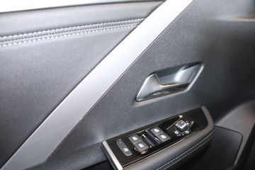 Fotografie des Opel Astra 1.2 Turbo GS Navi Tech-Paket