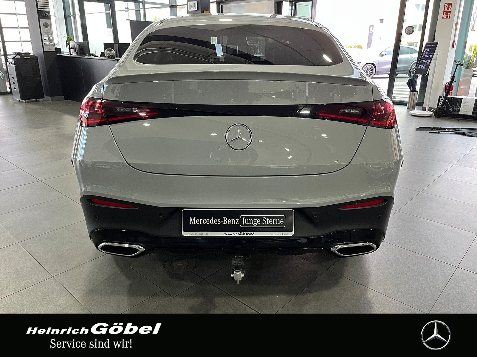 Fahrzeugabbildung Mercedes-Benz GLC 300 d 4M Coupé EDITION-AMG+AHK+NIGHT+360°