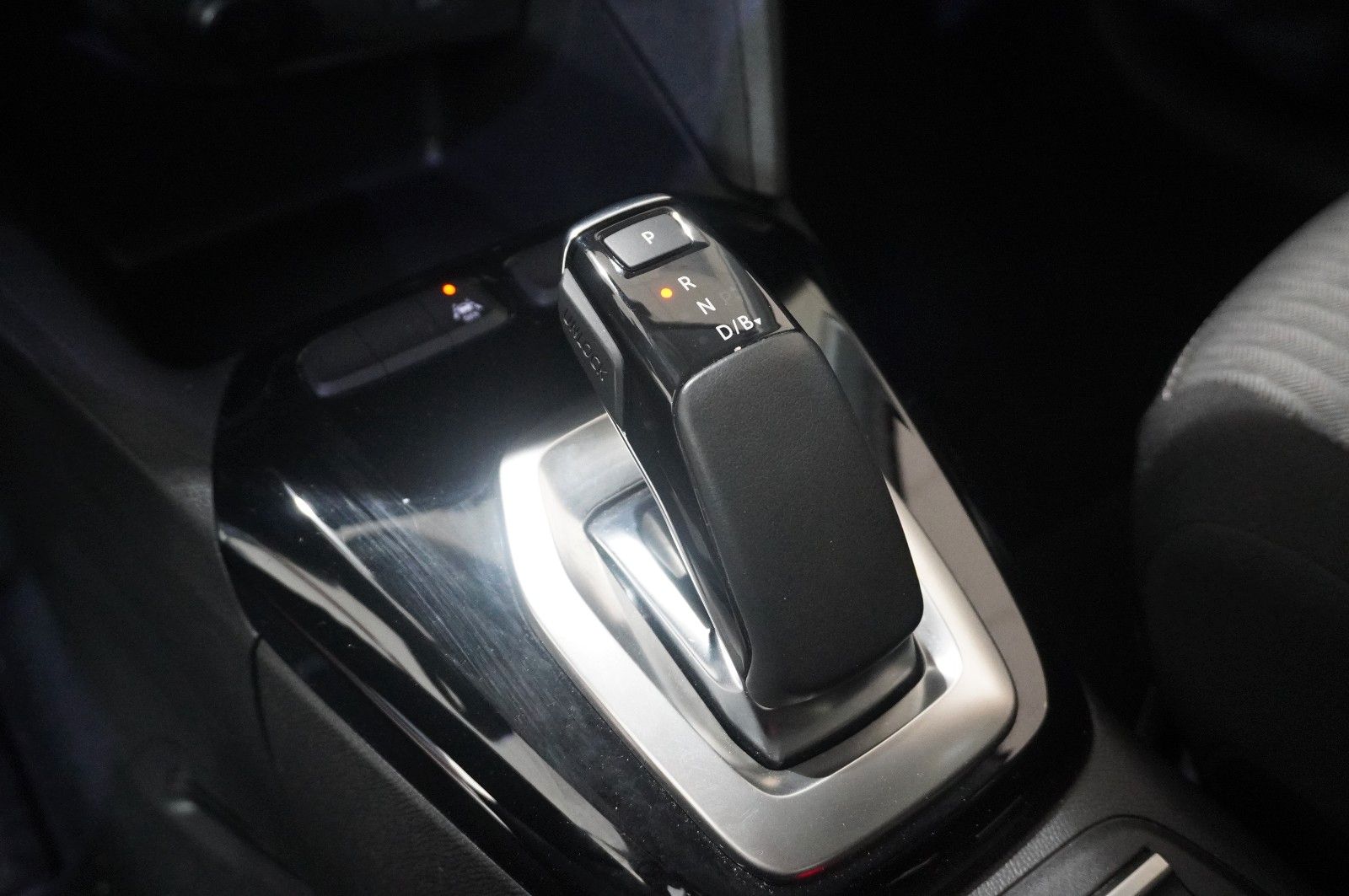 Fahrzeugabbildung Opel Corsa-e  EDITION 7,4kw/50kwh/Allwetter/