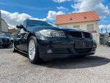 BMW 320d TOURING KETTE NEU PANO + NAVI + XEN + SHZ - BMW 320 aus 2008: Kombi