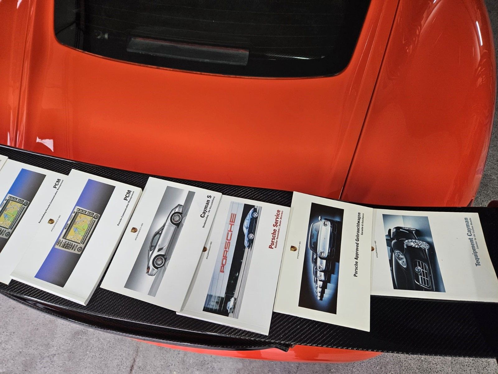 Fahrzeugabbildung Porsche Cayman S/ Rückfahrkamera/ KW-V3/OZ Ultraleggera