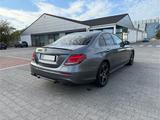 Mercedes-Benz E 300 de AMG Head-Up Widescreen Garantie MwSt - Hybrid (Diesel/Elektro): Grau, Limousine