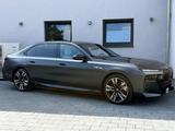 BMW M760e xDrive Frozen Bowers Executive Lounge Mwst - gebrauchte BMW M760 aus dem Jahr 2024