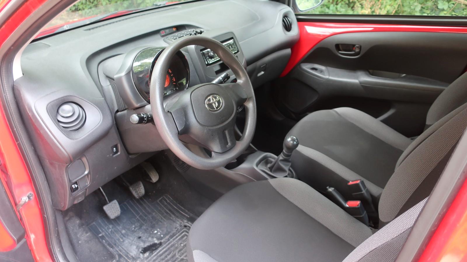 Toyota Aygo AYGO x - AHK