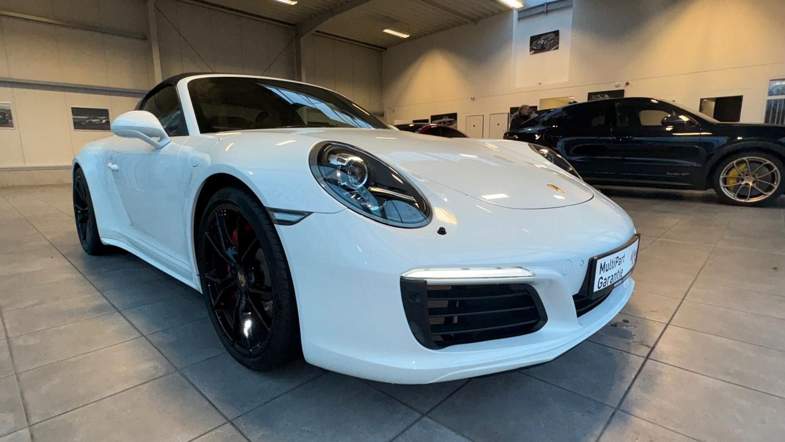 Fahrzeugabbildung Porsche 991/911 Targa 4 SAGA Sport Chrono