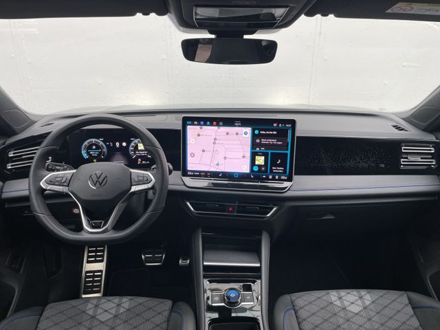 Tiguan 2.0 TDI R-Line Black Style AHK/360°Kamera