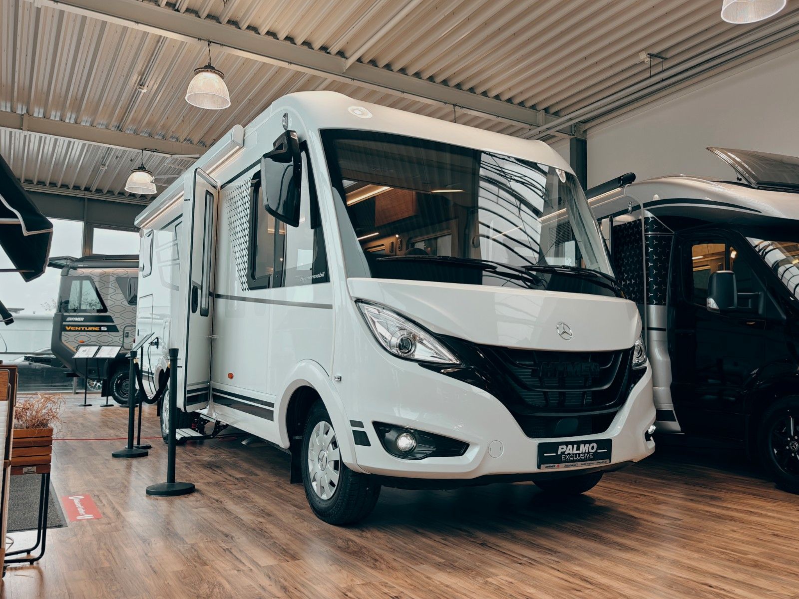 Fahrzeugabbildung HYMER / ERIBA / HYMERCAR B-KLASSE MC I 600 PREMIUM 2026