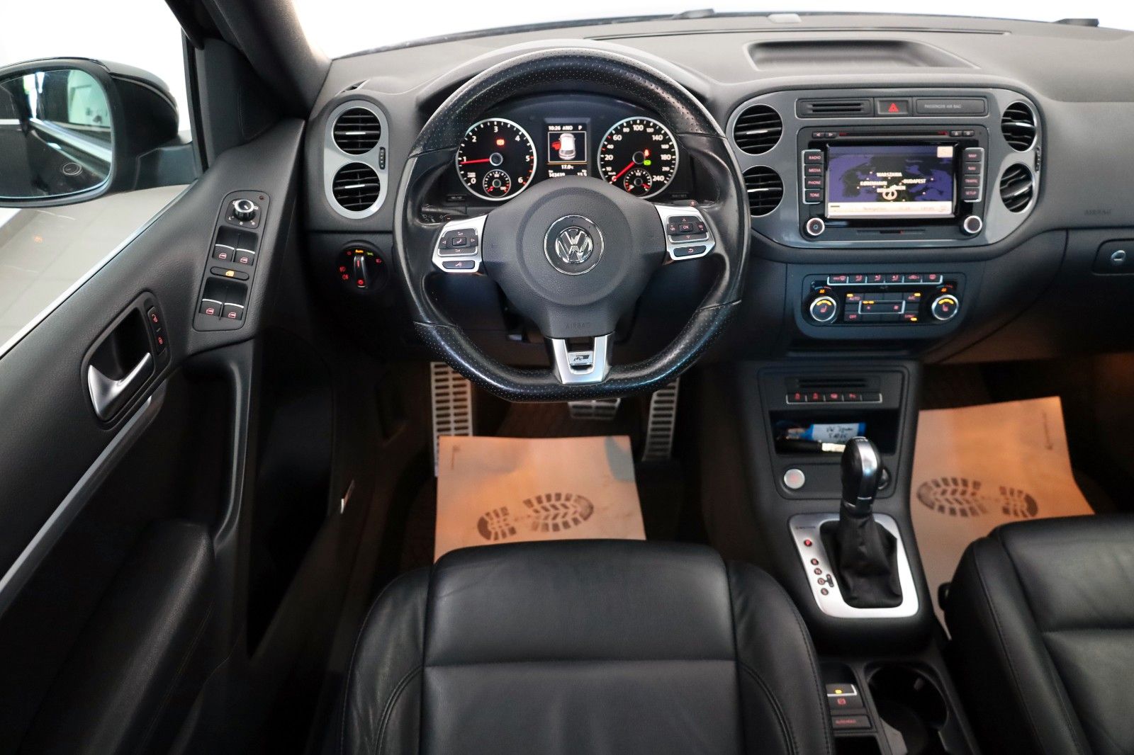 Fahrzeugabbildung Volkswagen Tiguan R Line 4M Leder,Navi,Xenon,Panorama