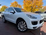 Porsche Cayenne S VOLL AUSTTATTUNG TÜV NEU SERVICE NEU - Porsche: Service