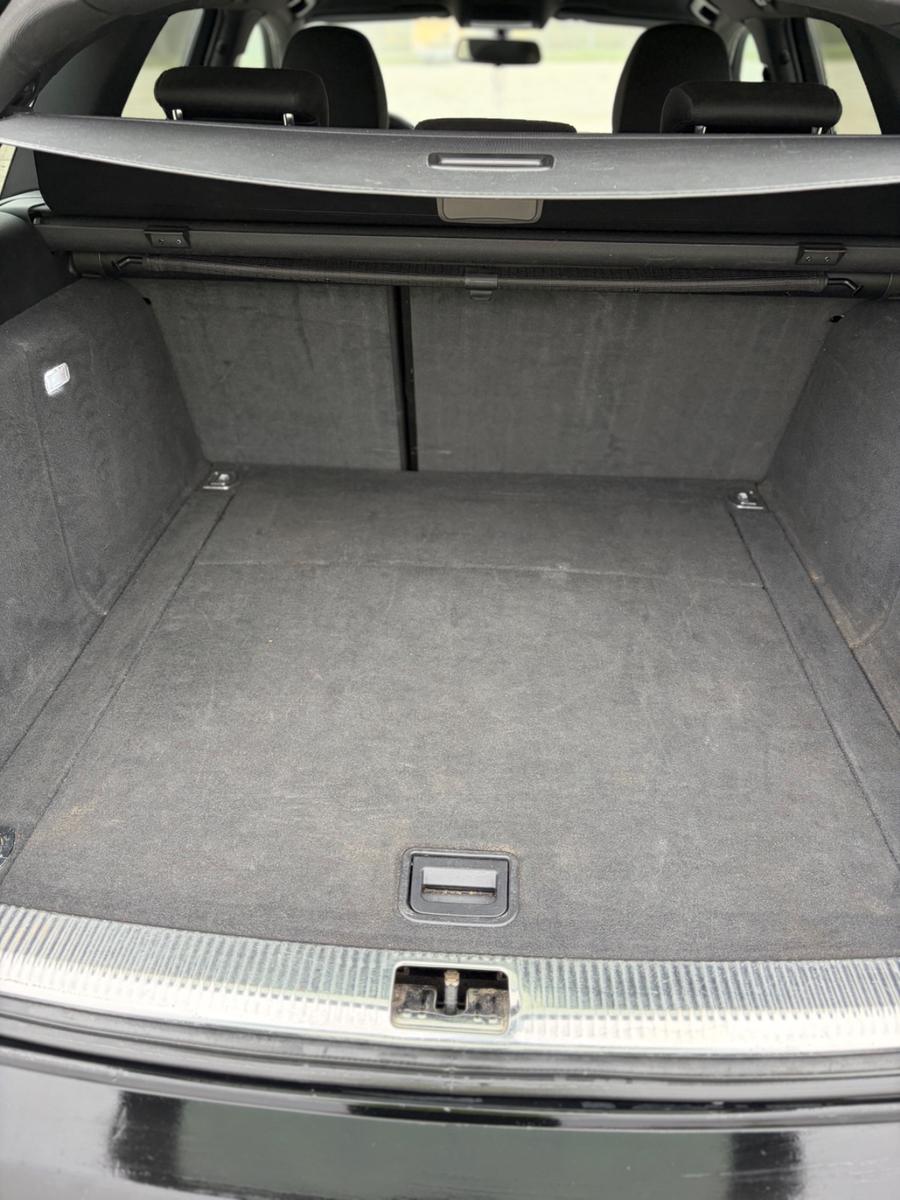 Audi A4 2011 — photo 10