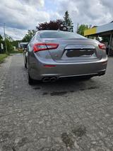 Maserati Ghibli S Q4 LEDER NAVI XENON KEYLESS GO PDC - gebrauchte Maserati Ghibli aus dem Jahr 2016