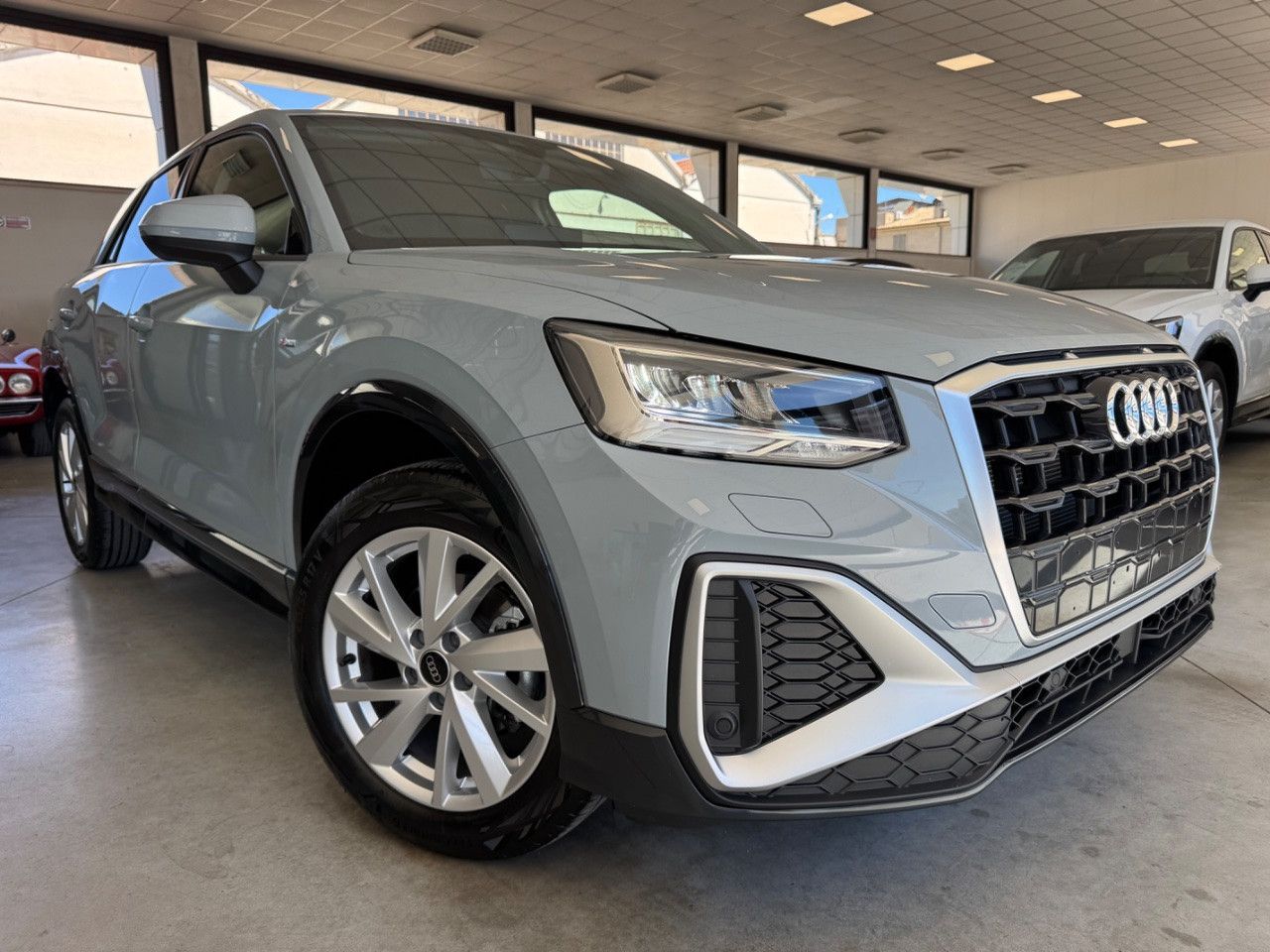 Audi Q2 30 TFSI S Line 116cv imagem 2